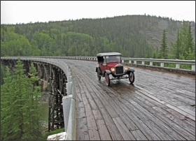 Car on bridge.jpg